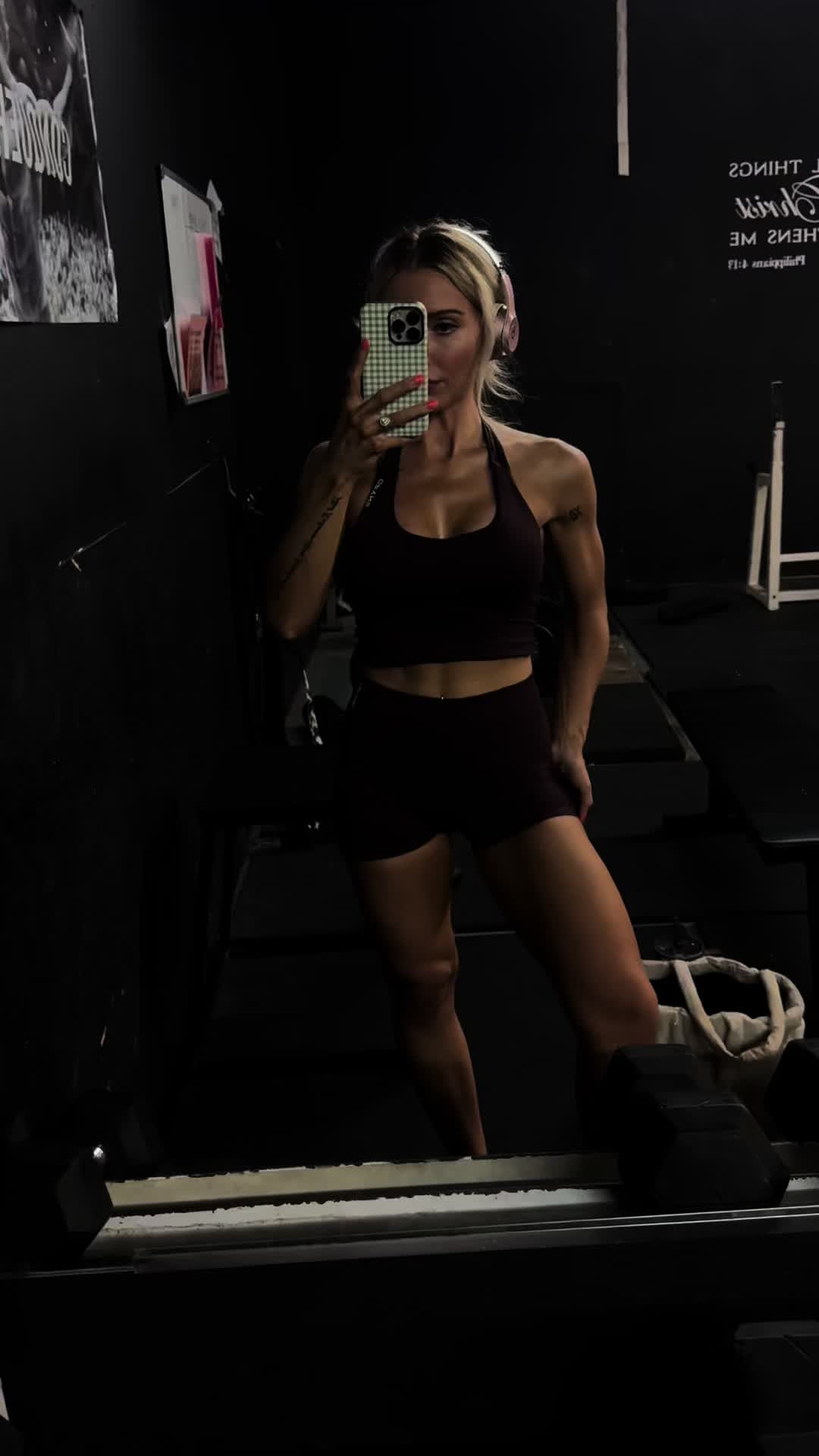 @Liv