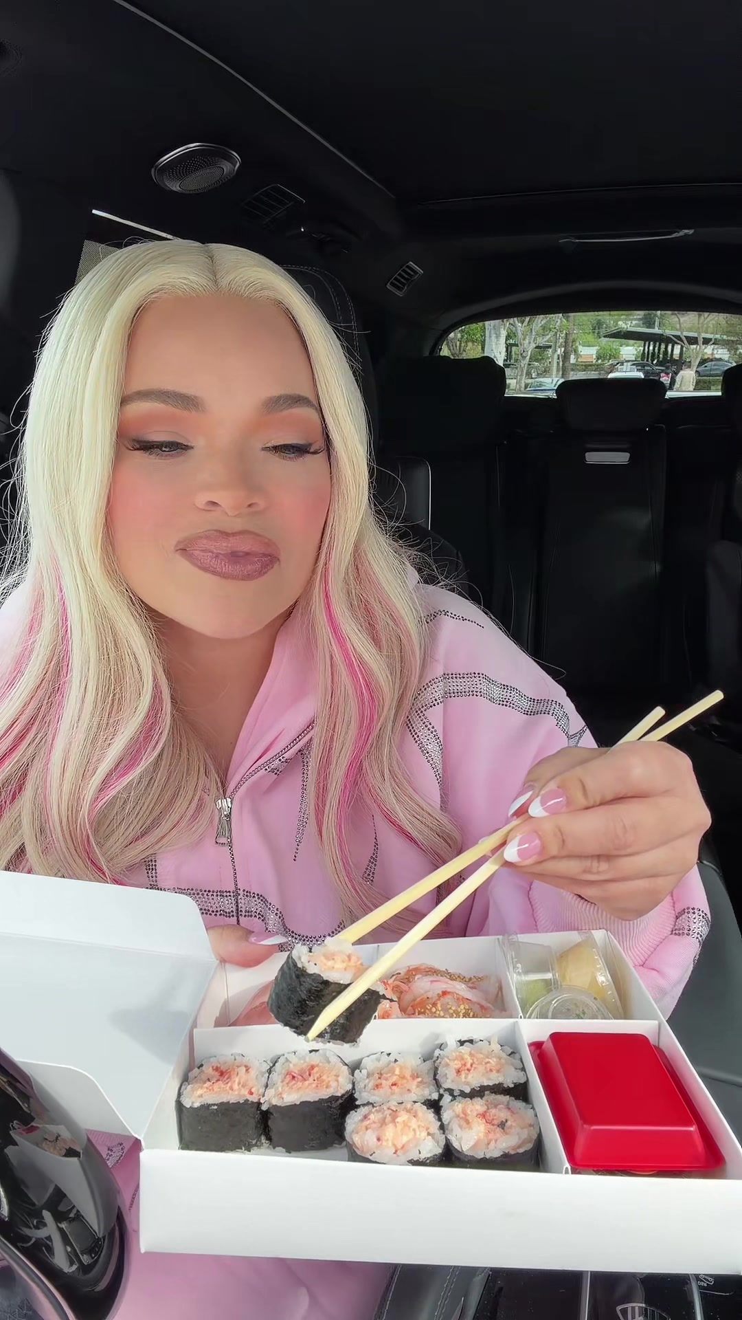 @trishapaytas