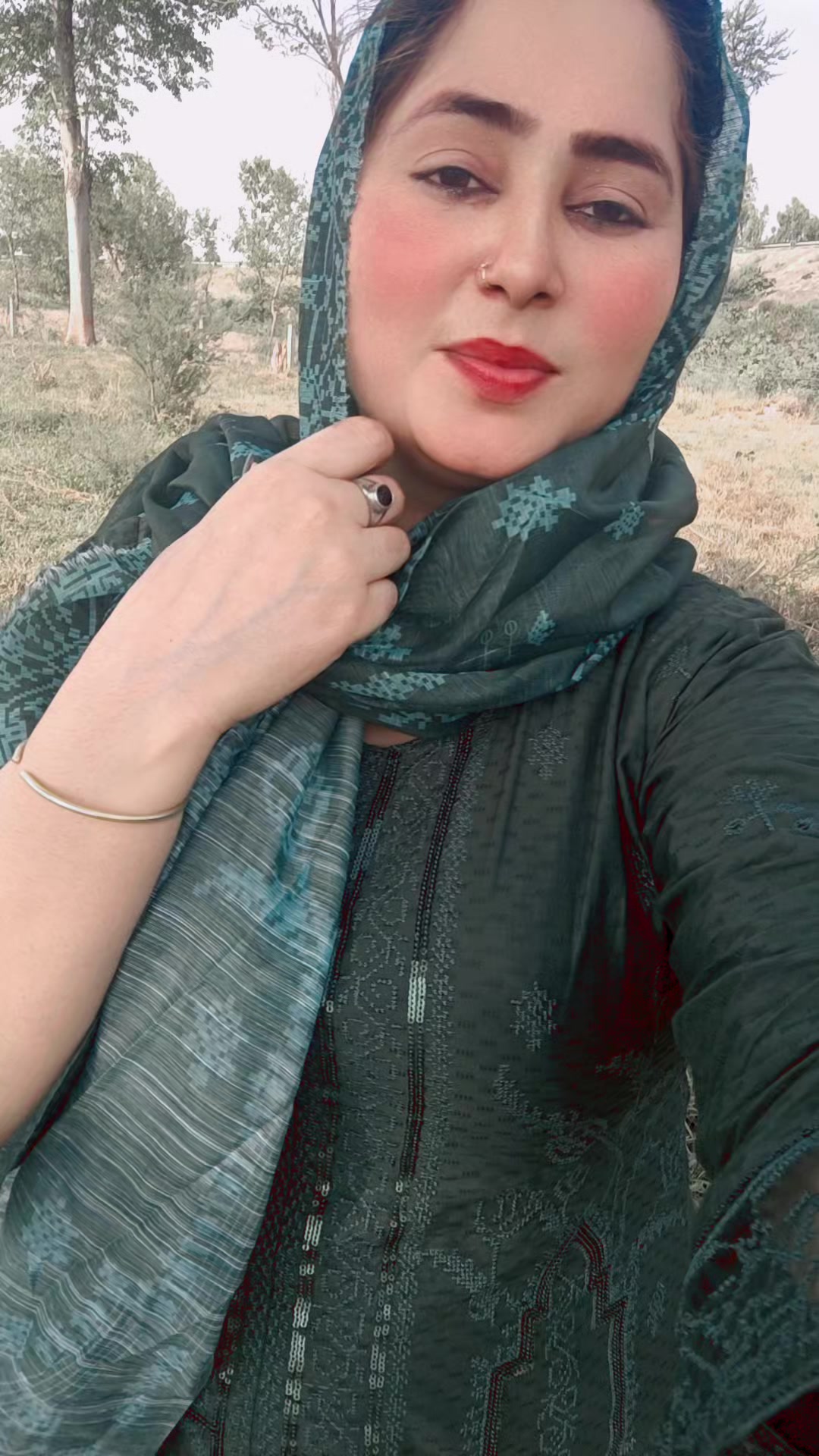 @Iqra