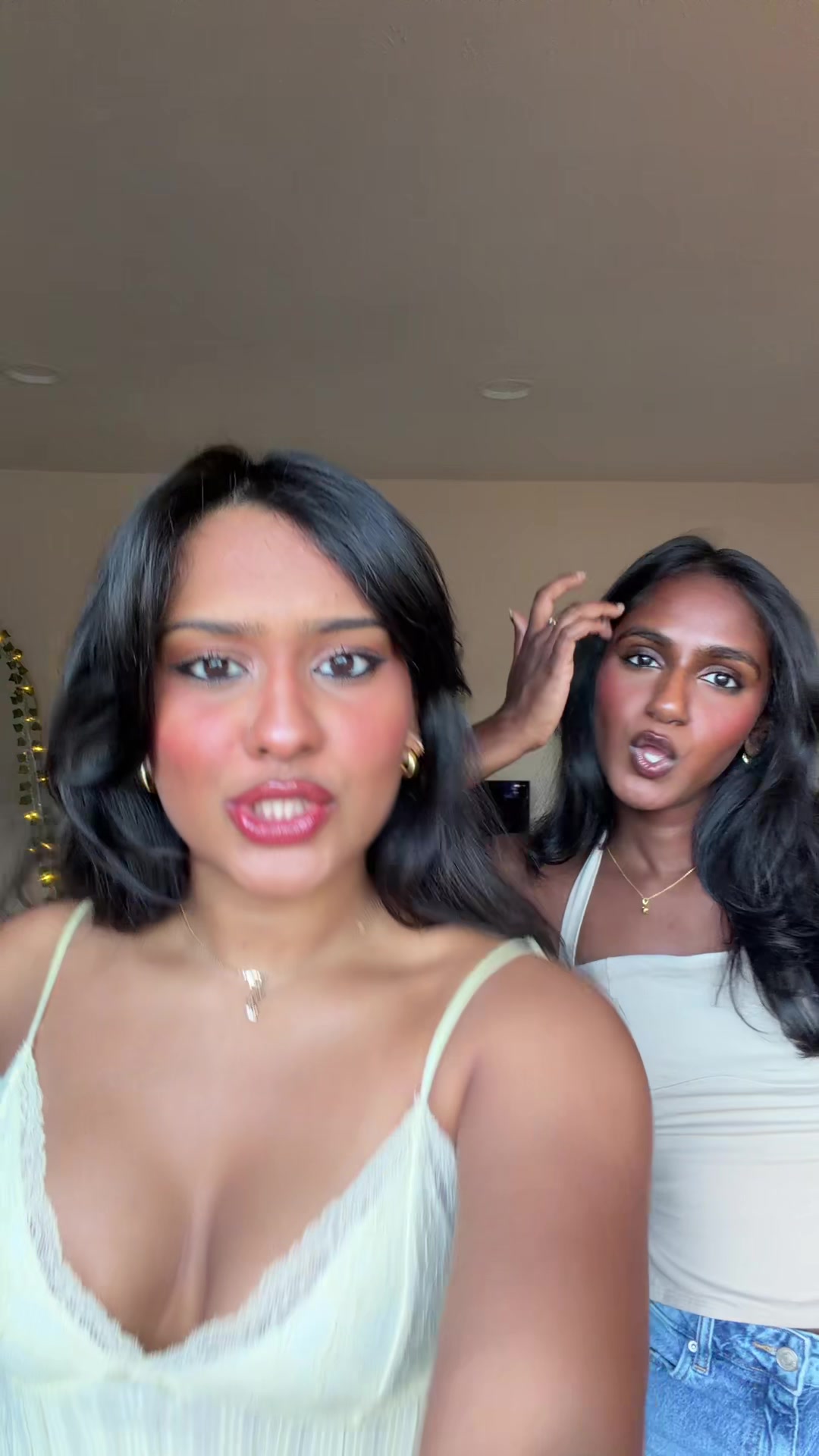 @rishika🎀