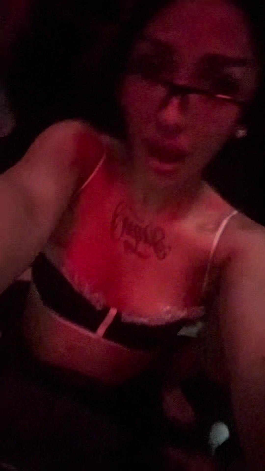@𝓥𝓡🍒
