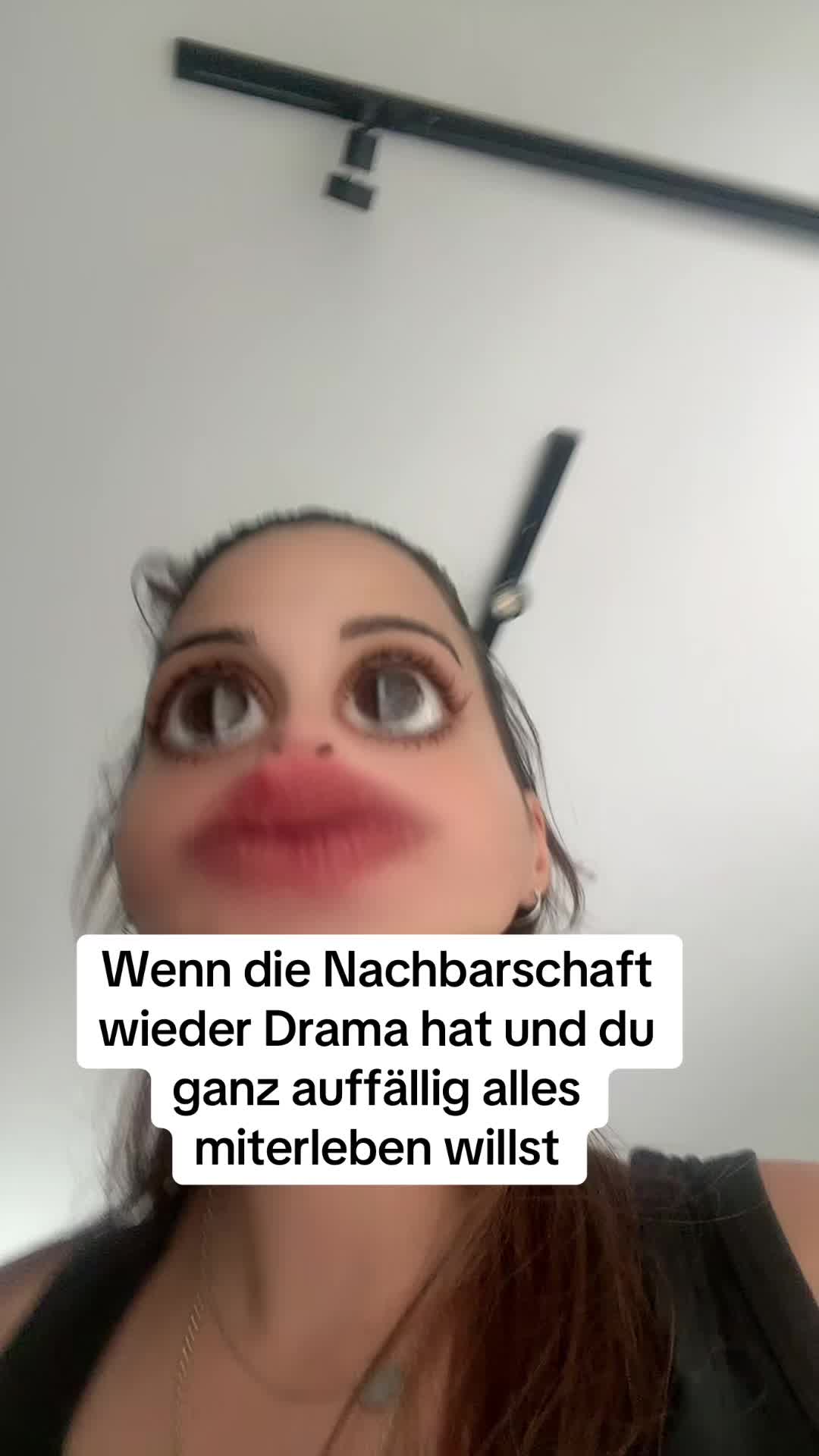 @eKe