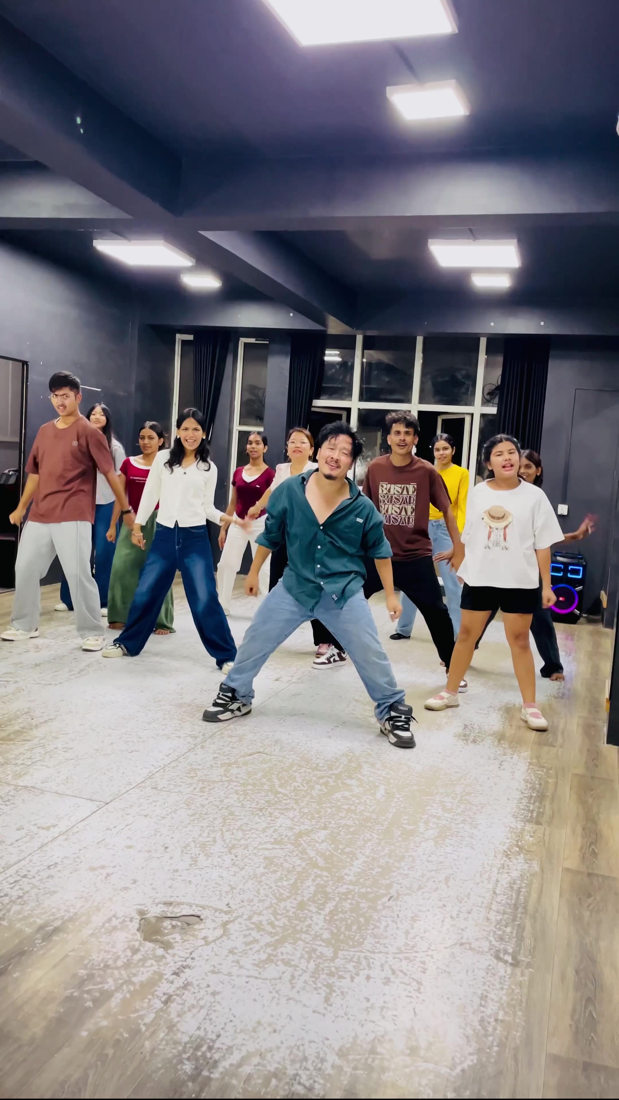 @Flexible Dance School