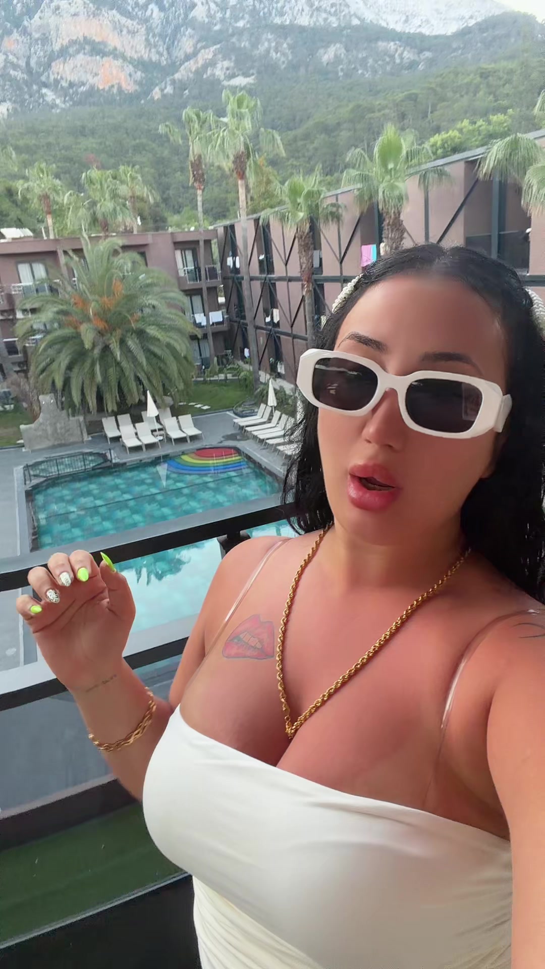 @Buse bah&ccedil;etepe