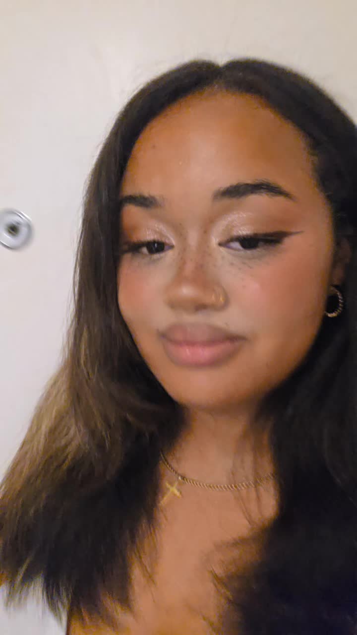 @Ayoko