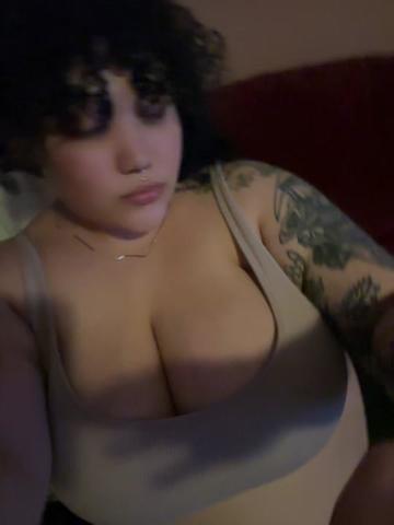 @mikaelaaaaa