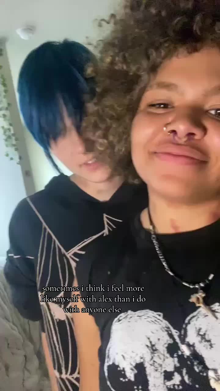 @iluvvmytwink
