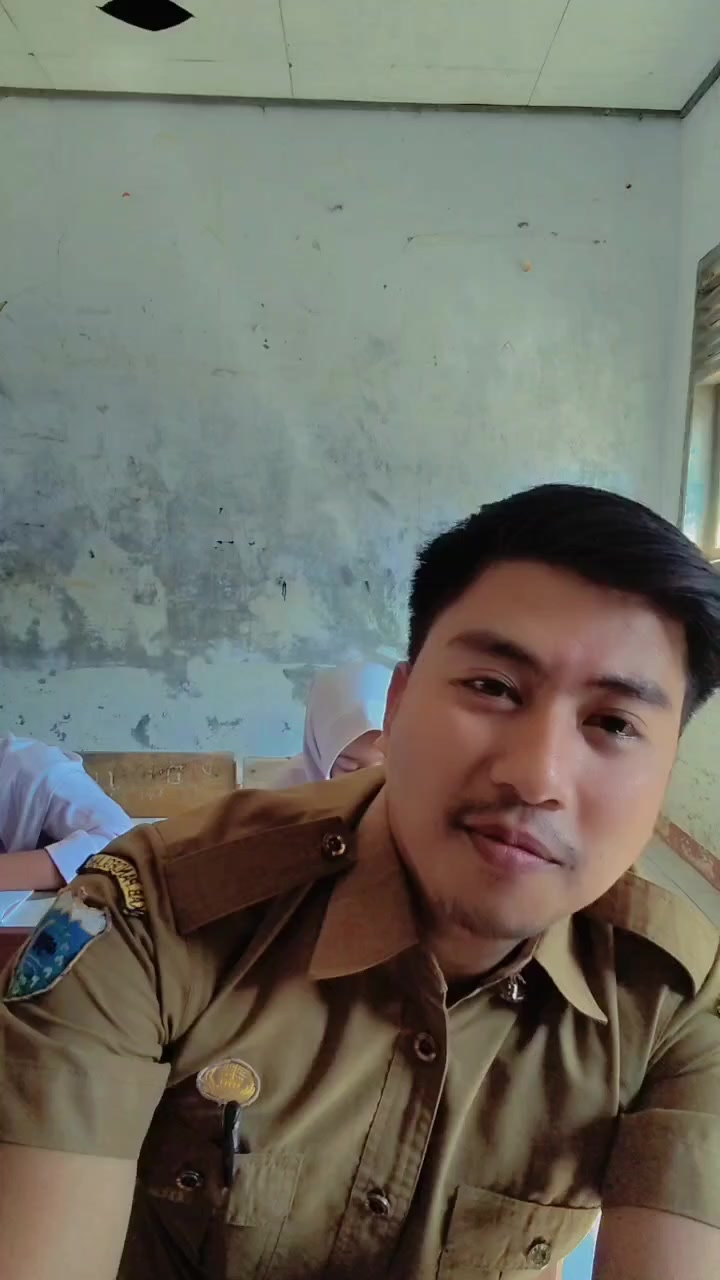 @Den