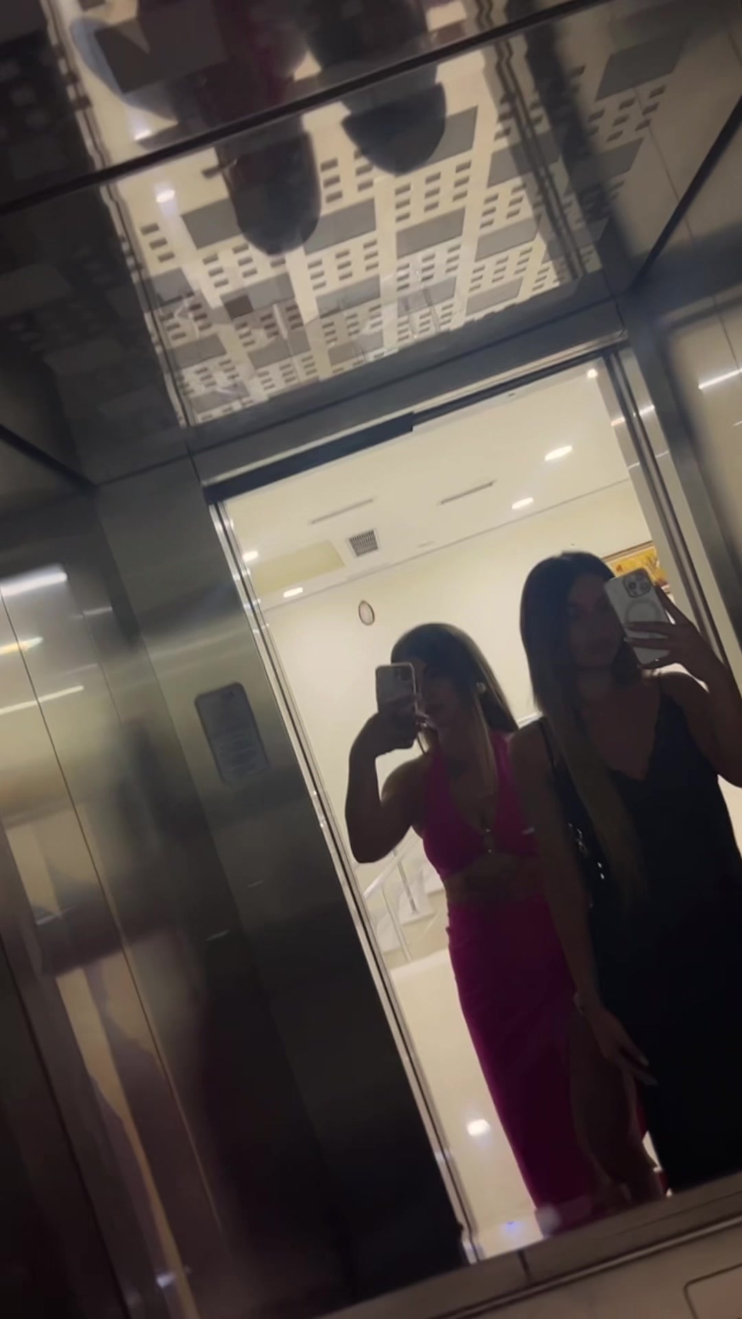 @𝒜𝓃𝒾𝓉𝒶_🦋