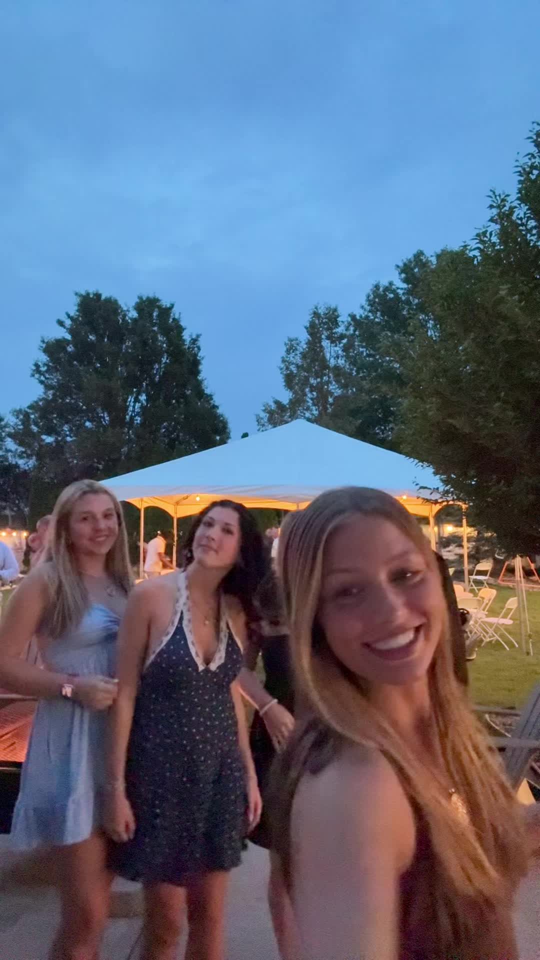 @Bella Moore