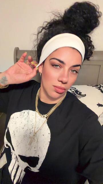 @maikelynebanks01