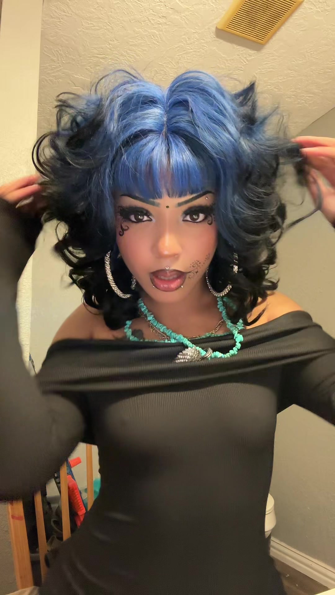 @va1mor