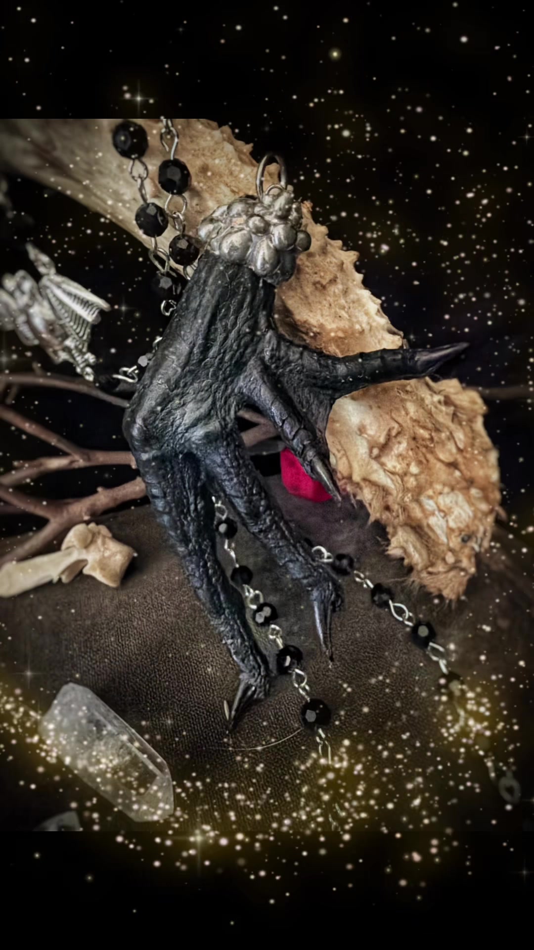 @🕯️Madame L’s Art Oddities🕯️