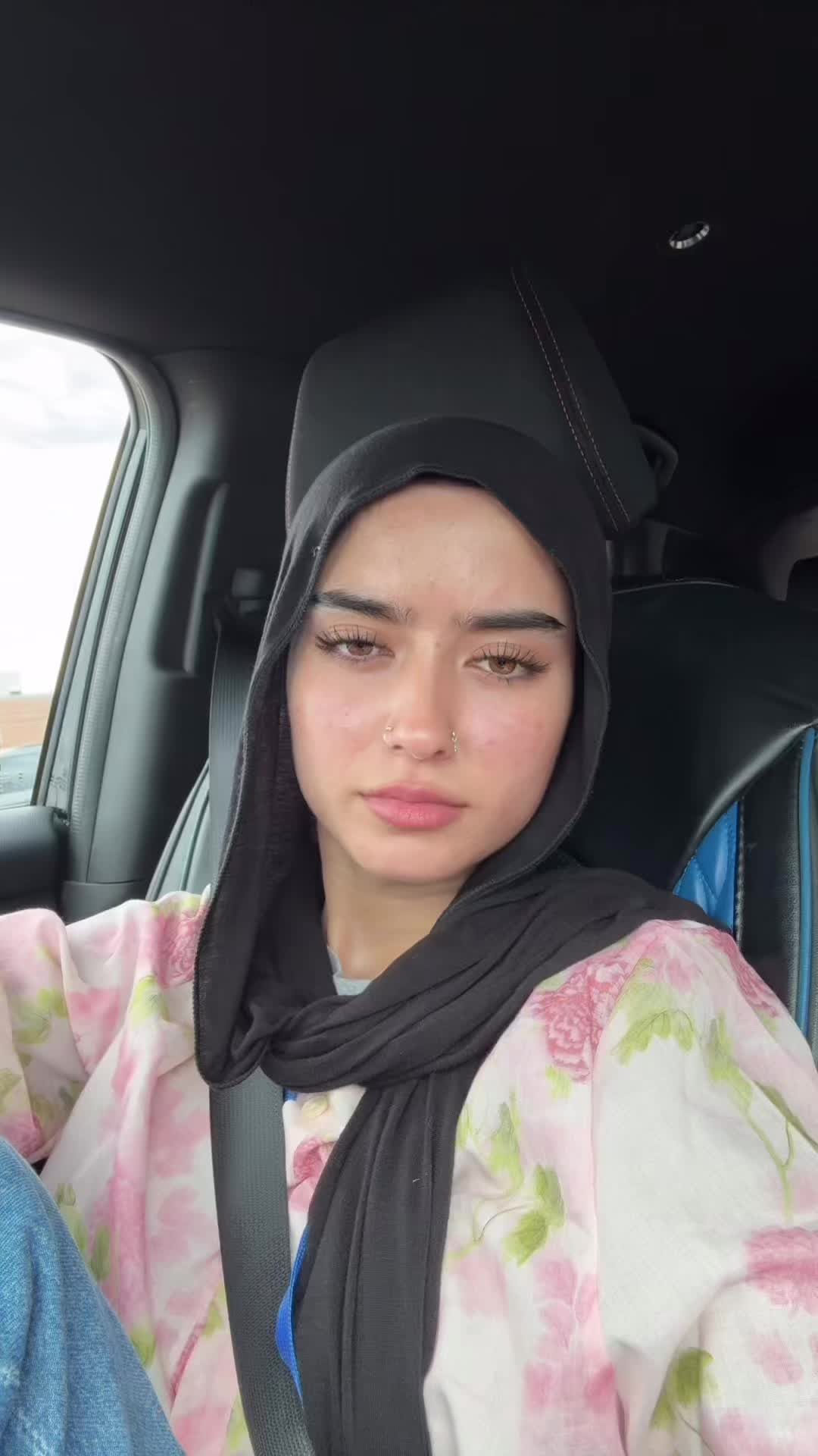 @thisismoon
