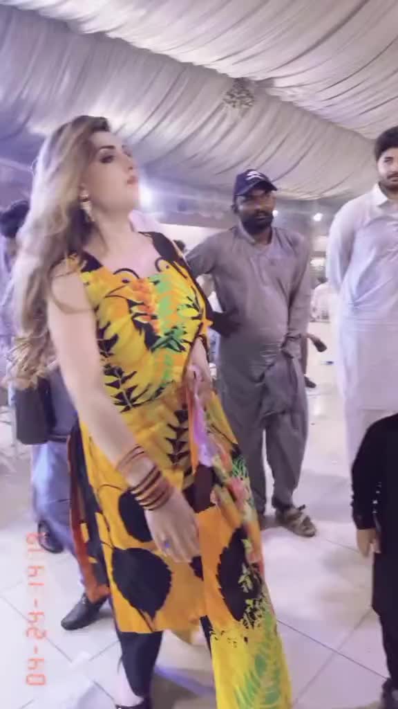 @Kamli dance ki