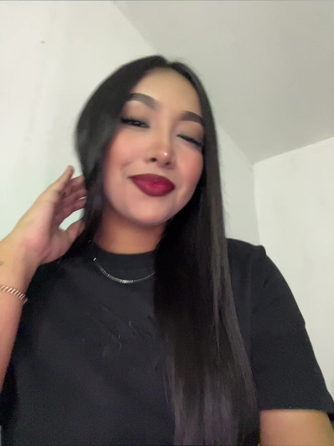 @𝓥𝓪𝓵𝓮𝓻𝔂🕷️