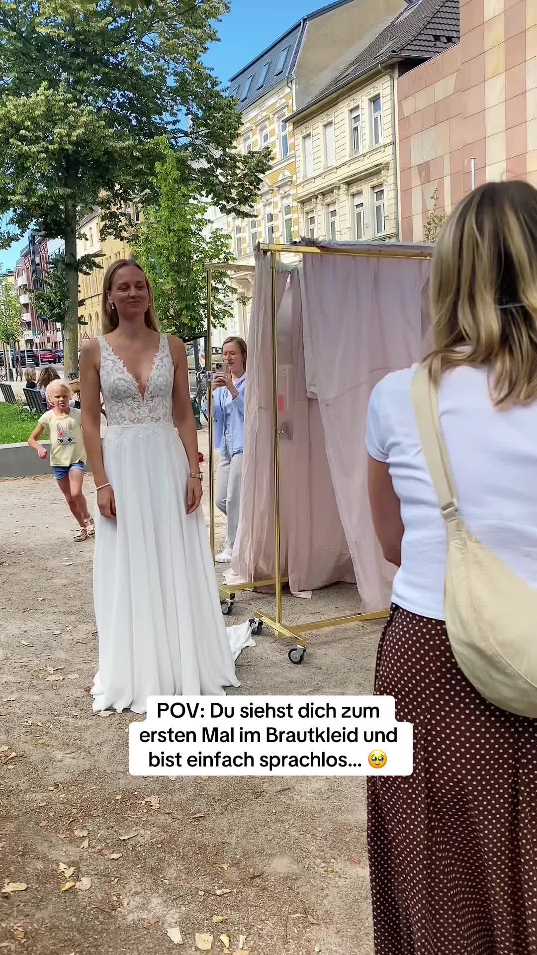@SANNA LINDSTR&Ouml;M | Brautmode