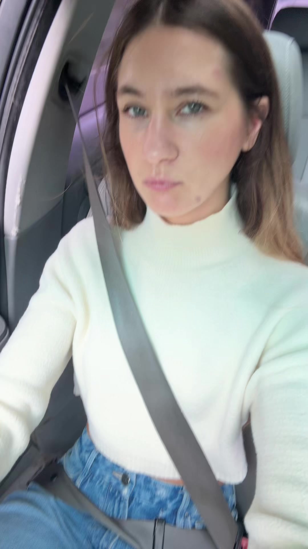 @isabella