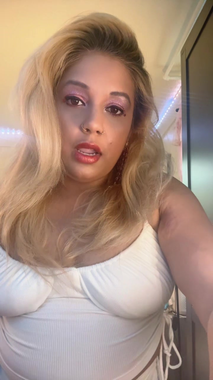 @⭐️lusciouslipz🇸🇷🇮🇩🇬🇾