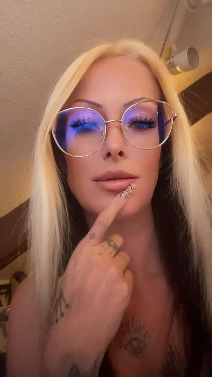 @🧚🏼♀️🐺Miss Capsy🐺🧚🏼♀️