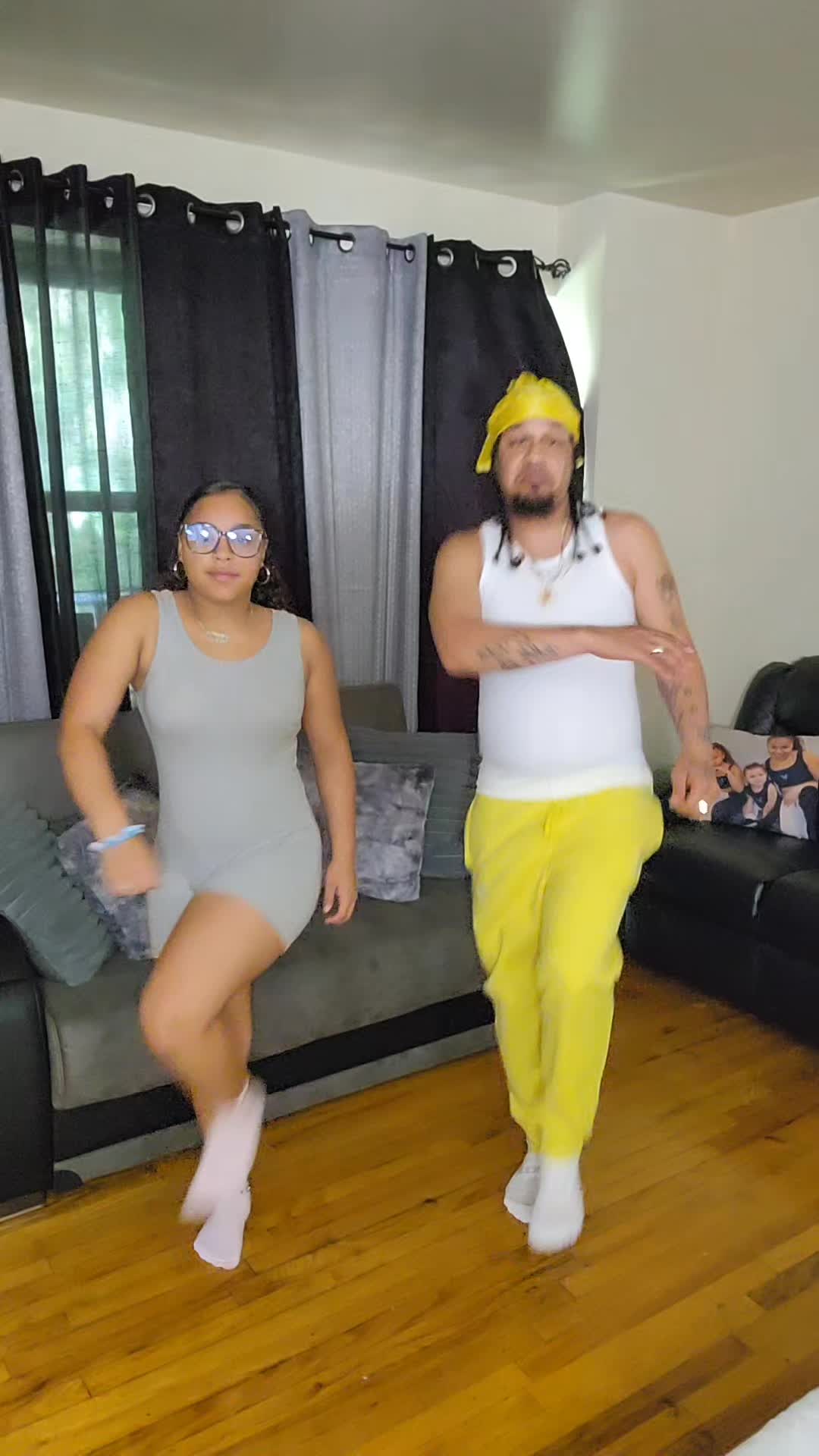 @FAMIILIAA !!🤴