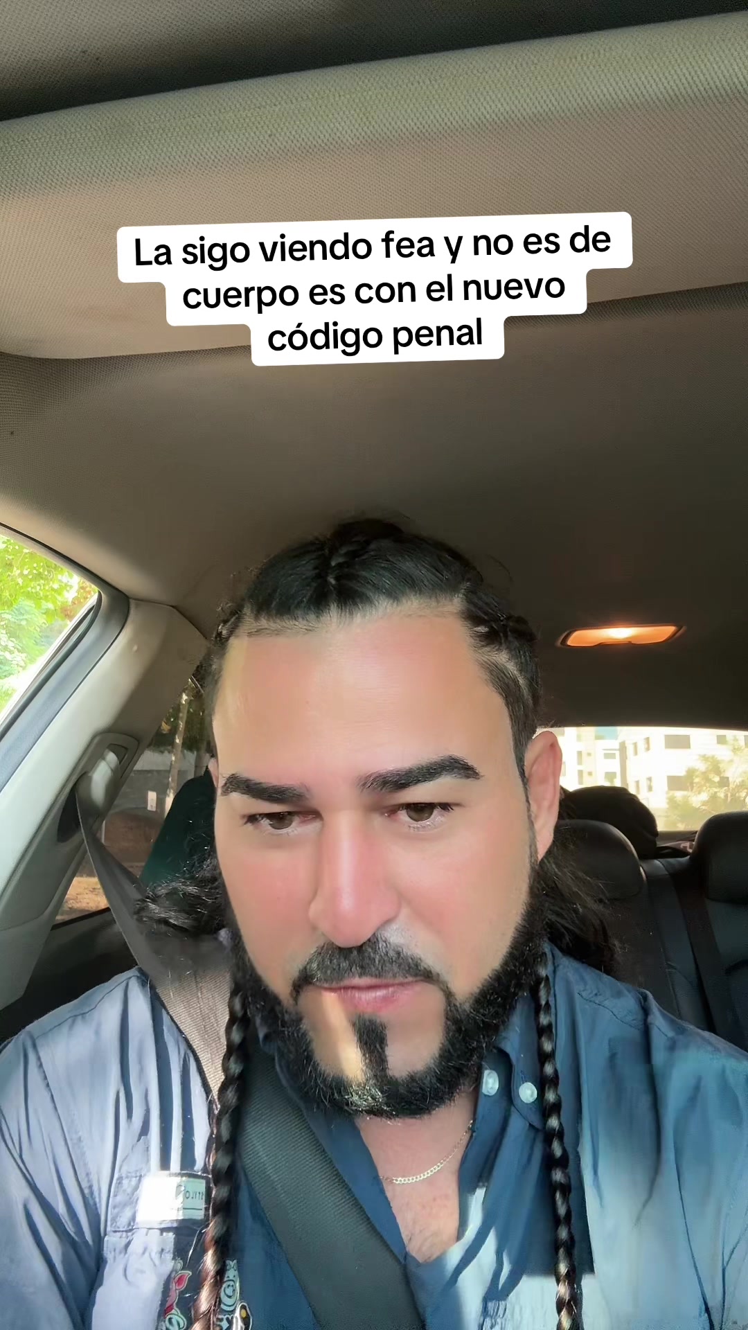 @Fari Reyes