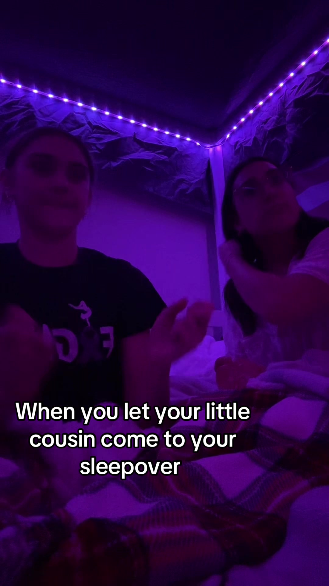 @Cam♡🤍🖤