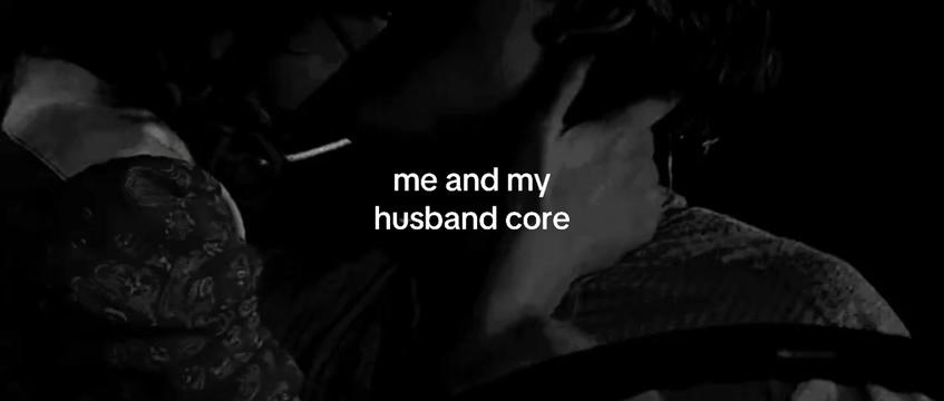 @Ari 🖤