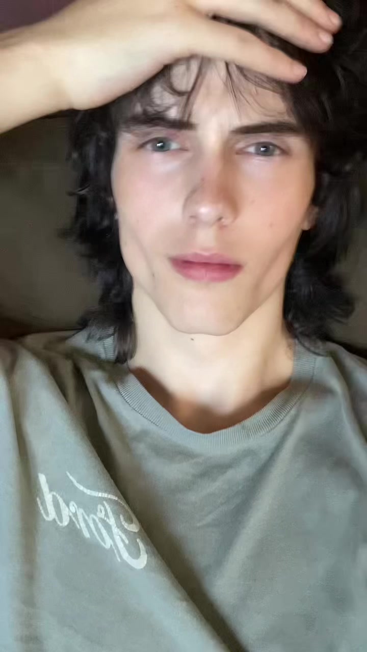 @colin.