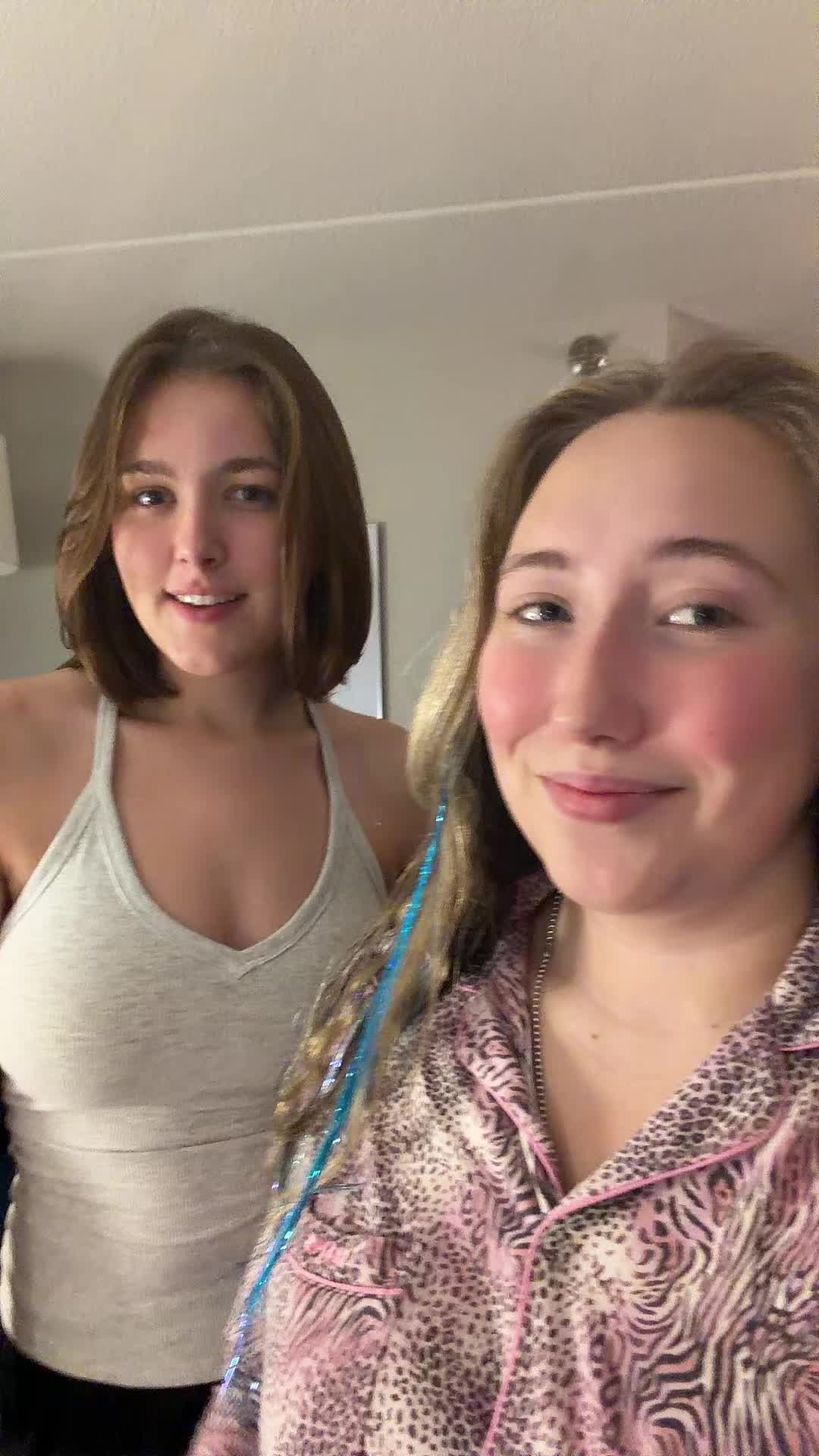 @olivia.