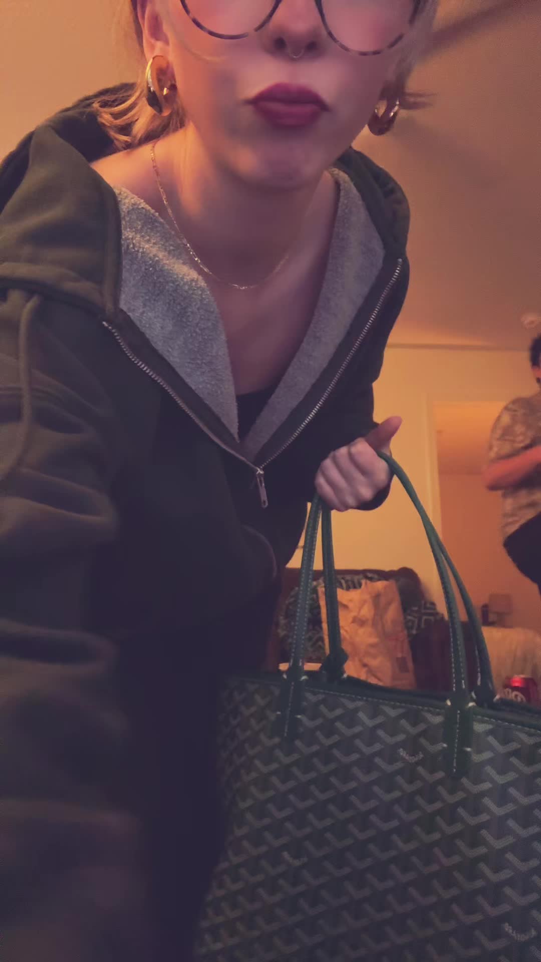 @abislay69
