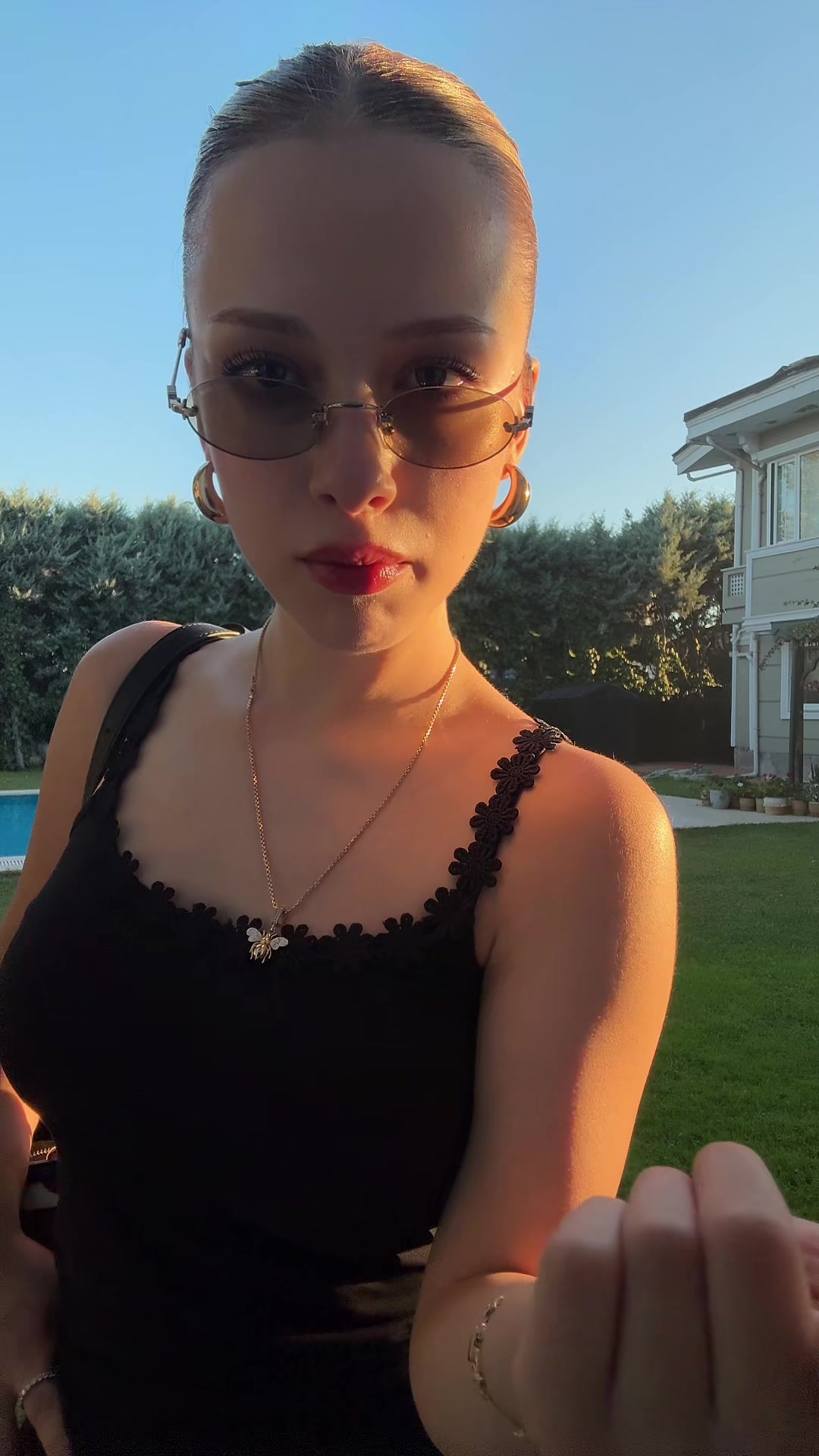 @Elif Sara&ccedil;