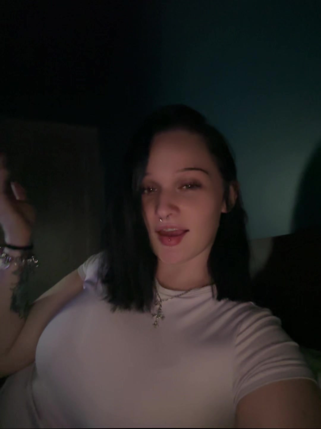 @Krissy🤍🌈