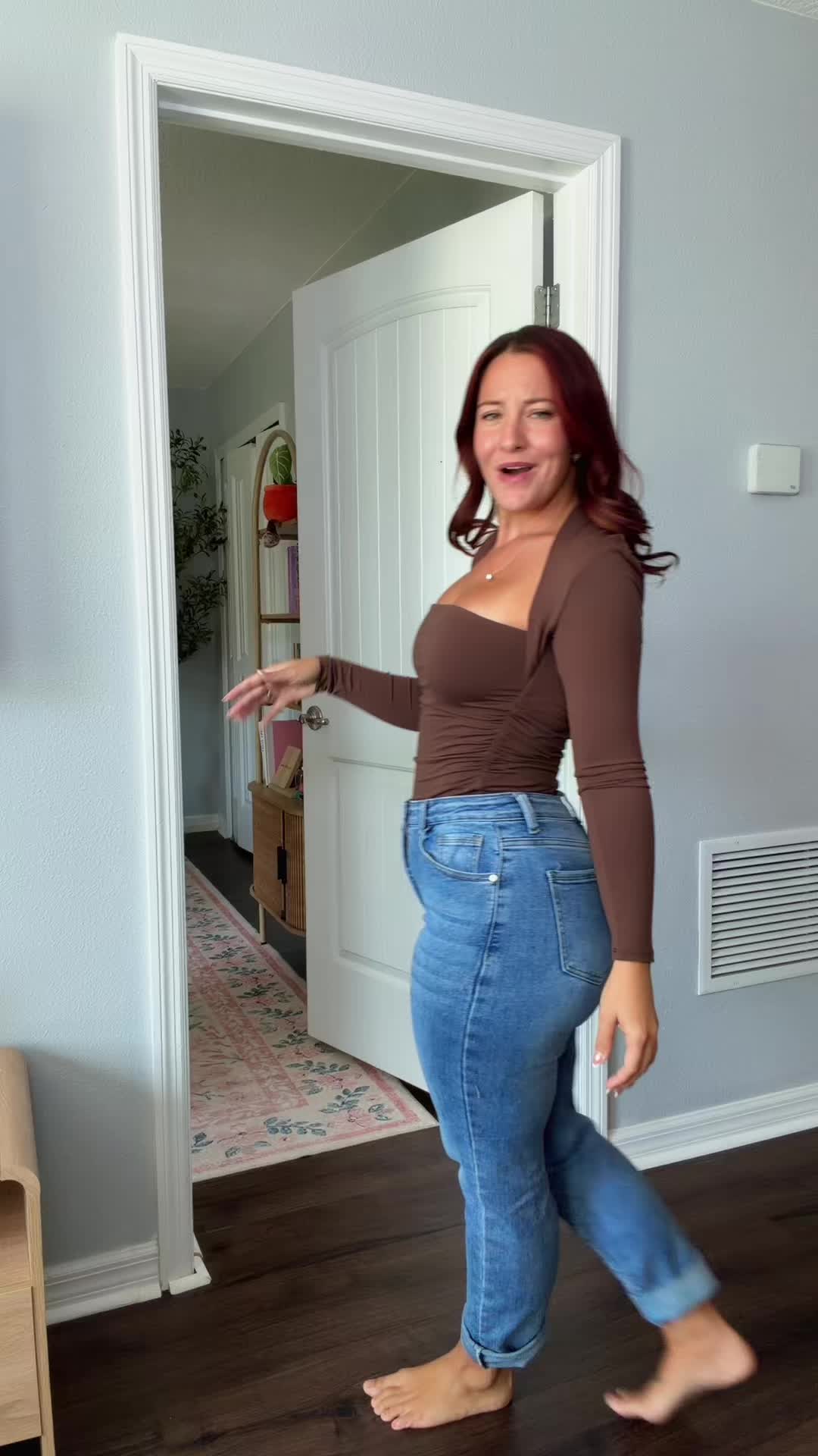 @momwithaplot