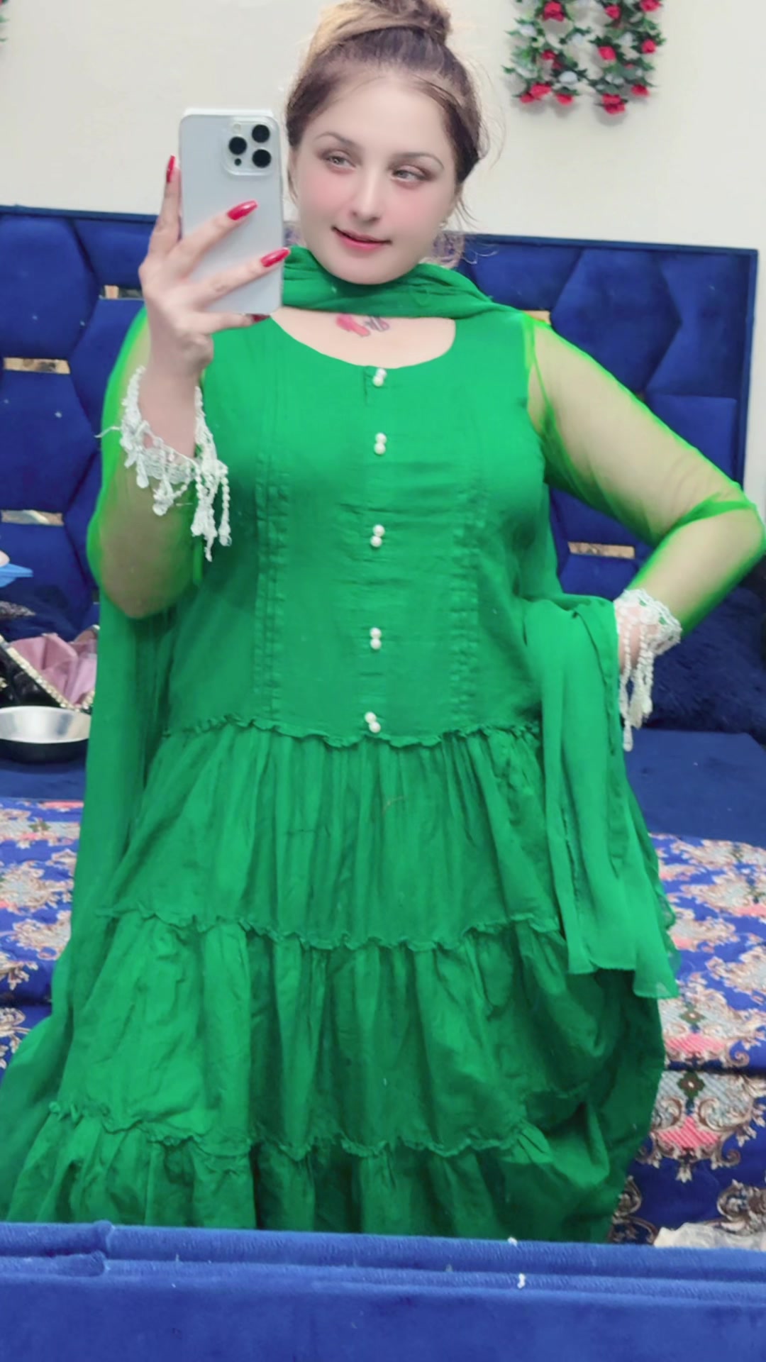 @zarosha_khan