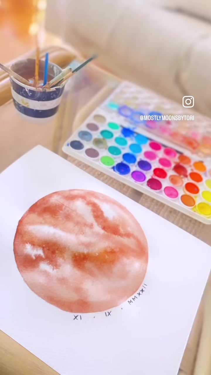 @MomoMoonsByTori