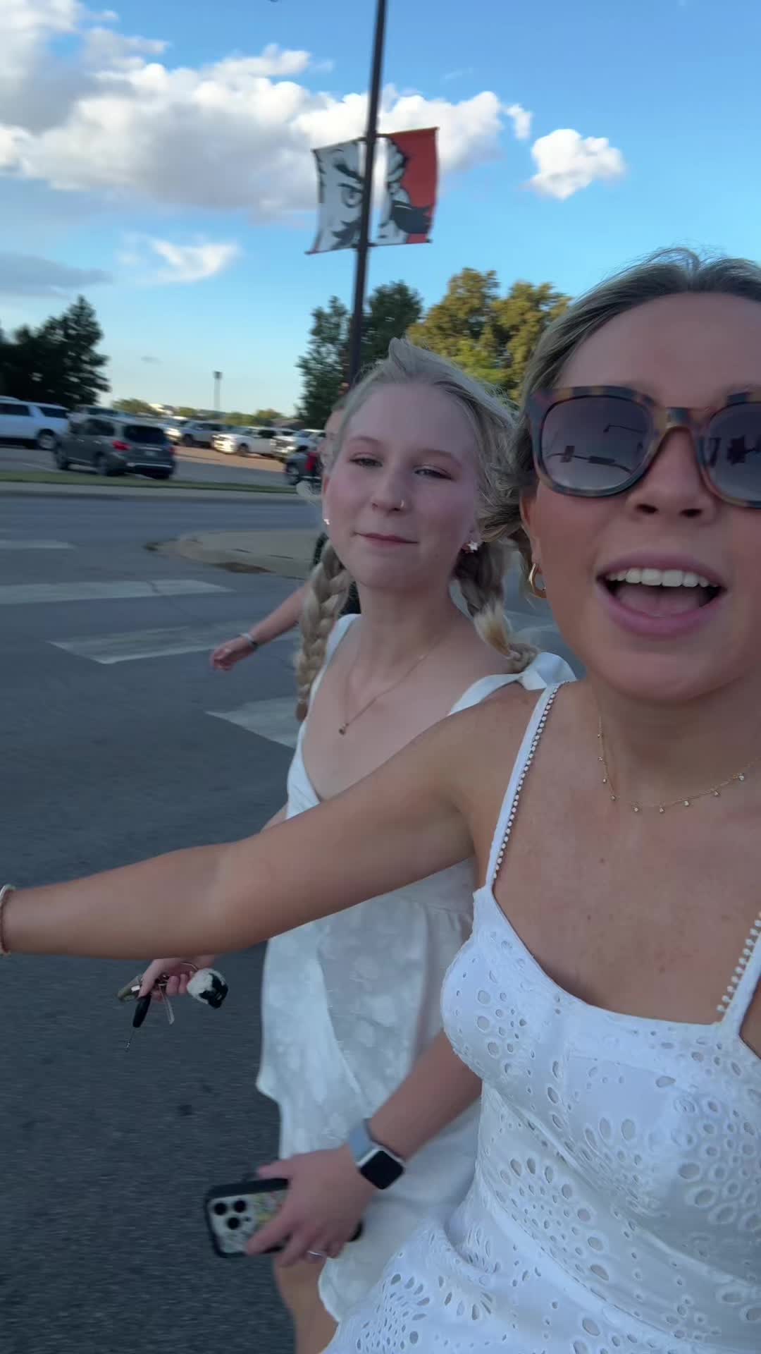 @ella
