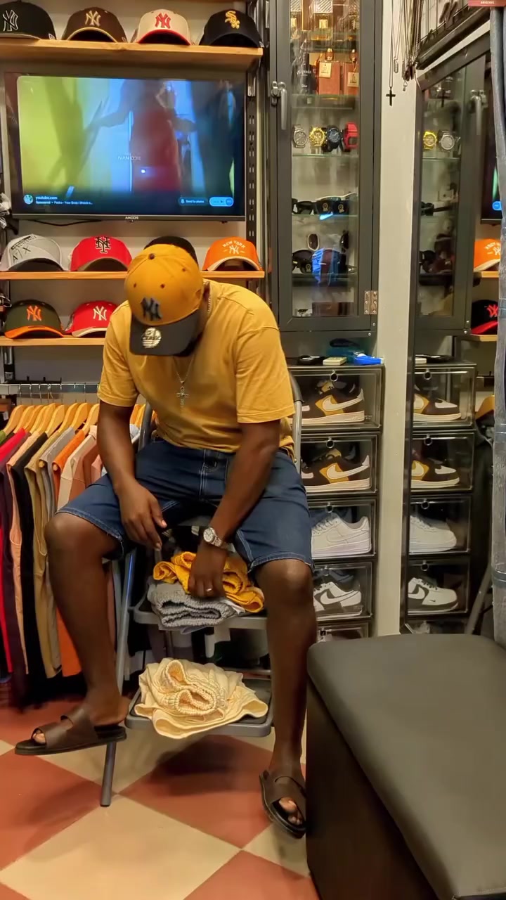 @𝐔𝐑𝐔 𝐌𝐀𝐍