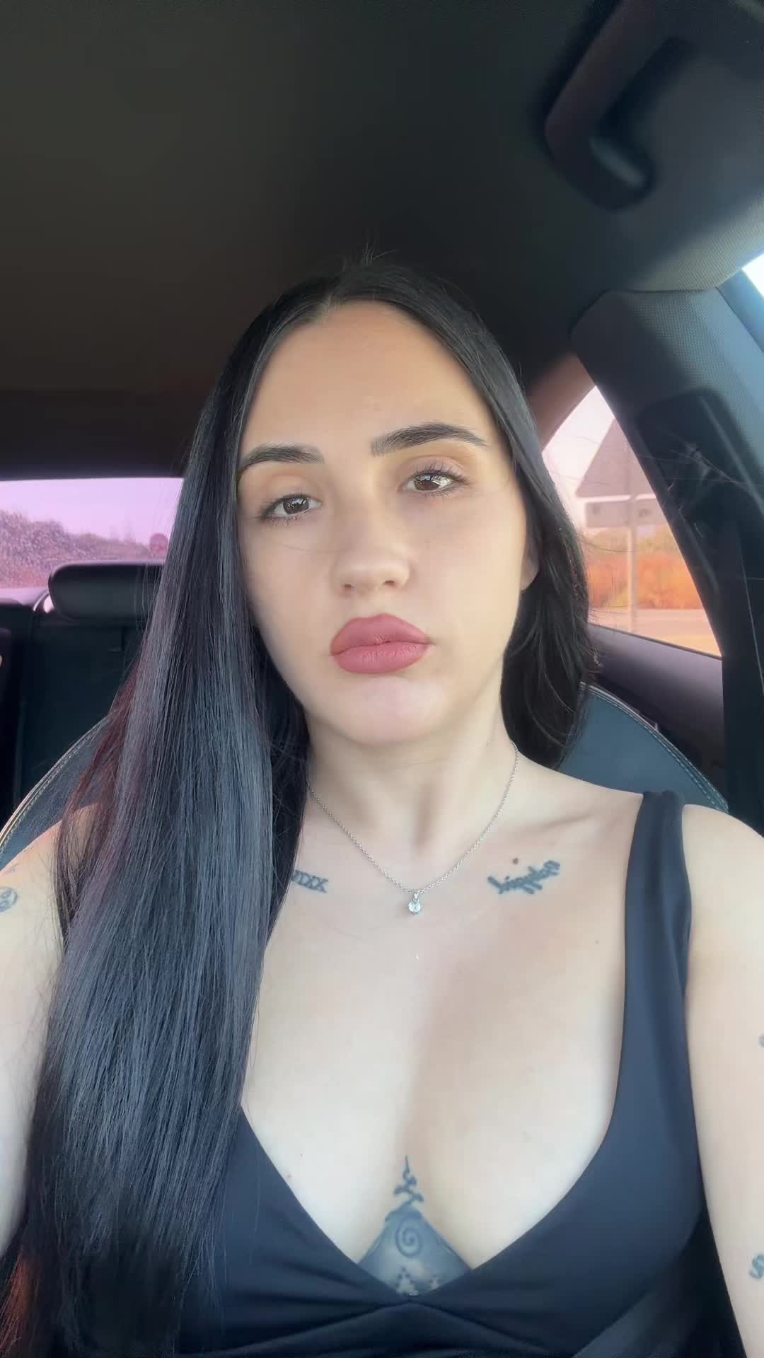 @Olivmrtz__
