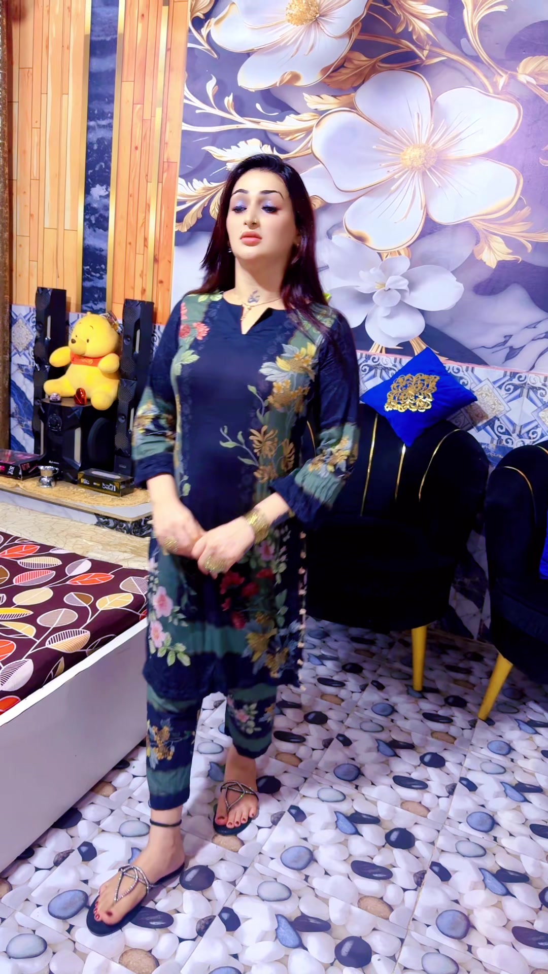 @Misses Karachi zindage