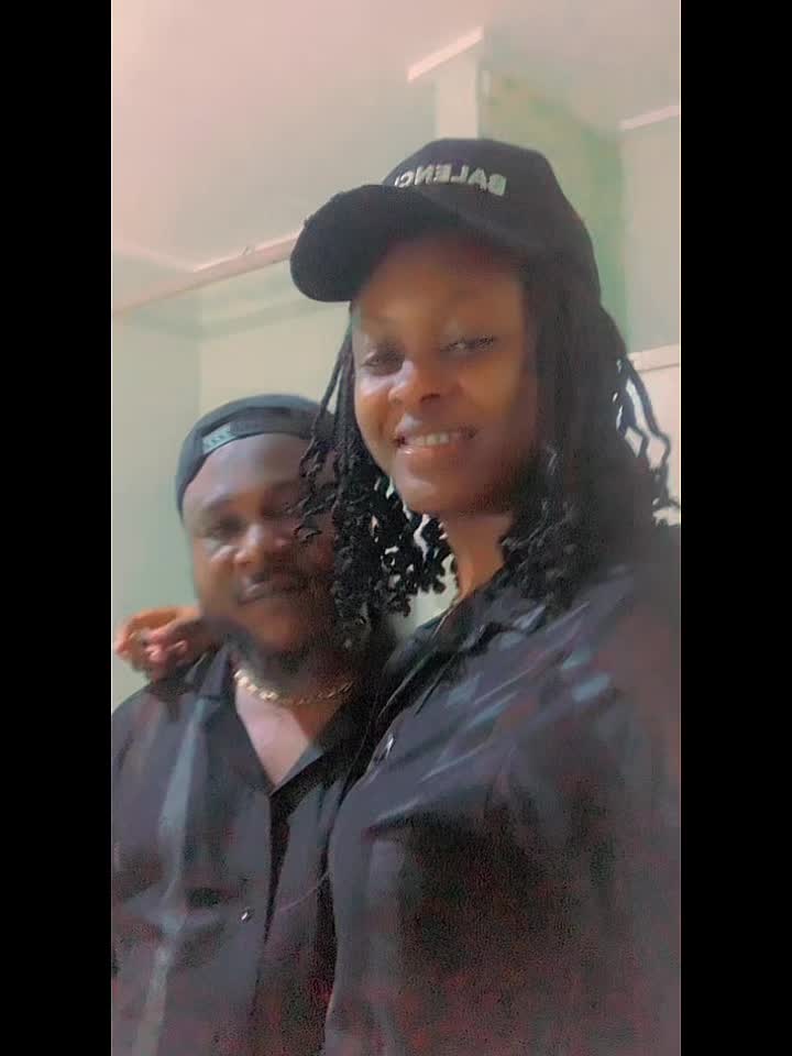@Ivô mìlłîòñ ❤️~Jënñy àďa🎶