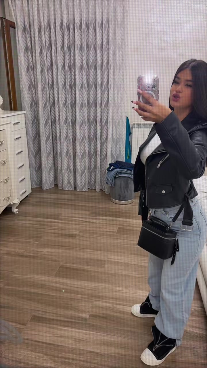 @𝐬𝐨𝐟𝐢𝐚😼