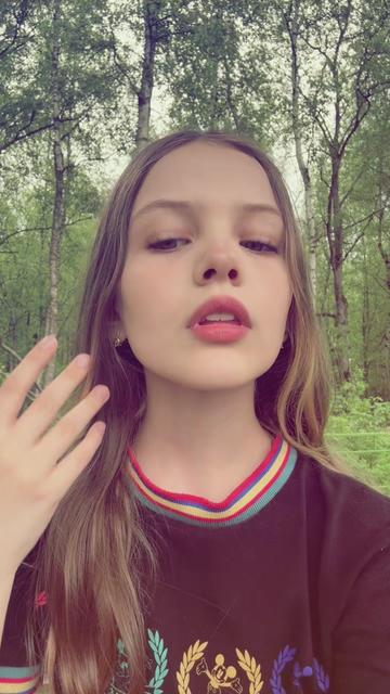 @Кирьяна.🍬