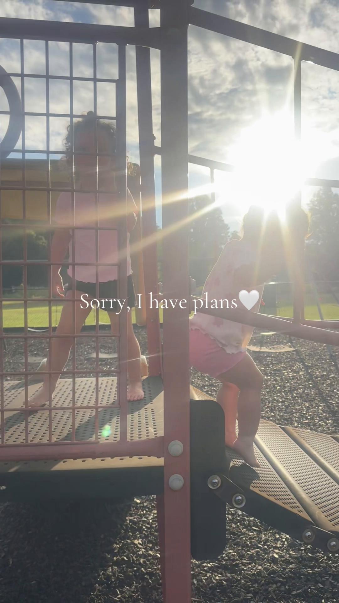 @kristabreann_