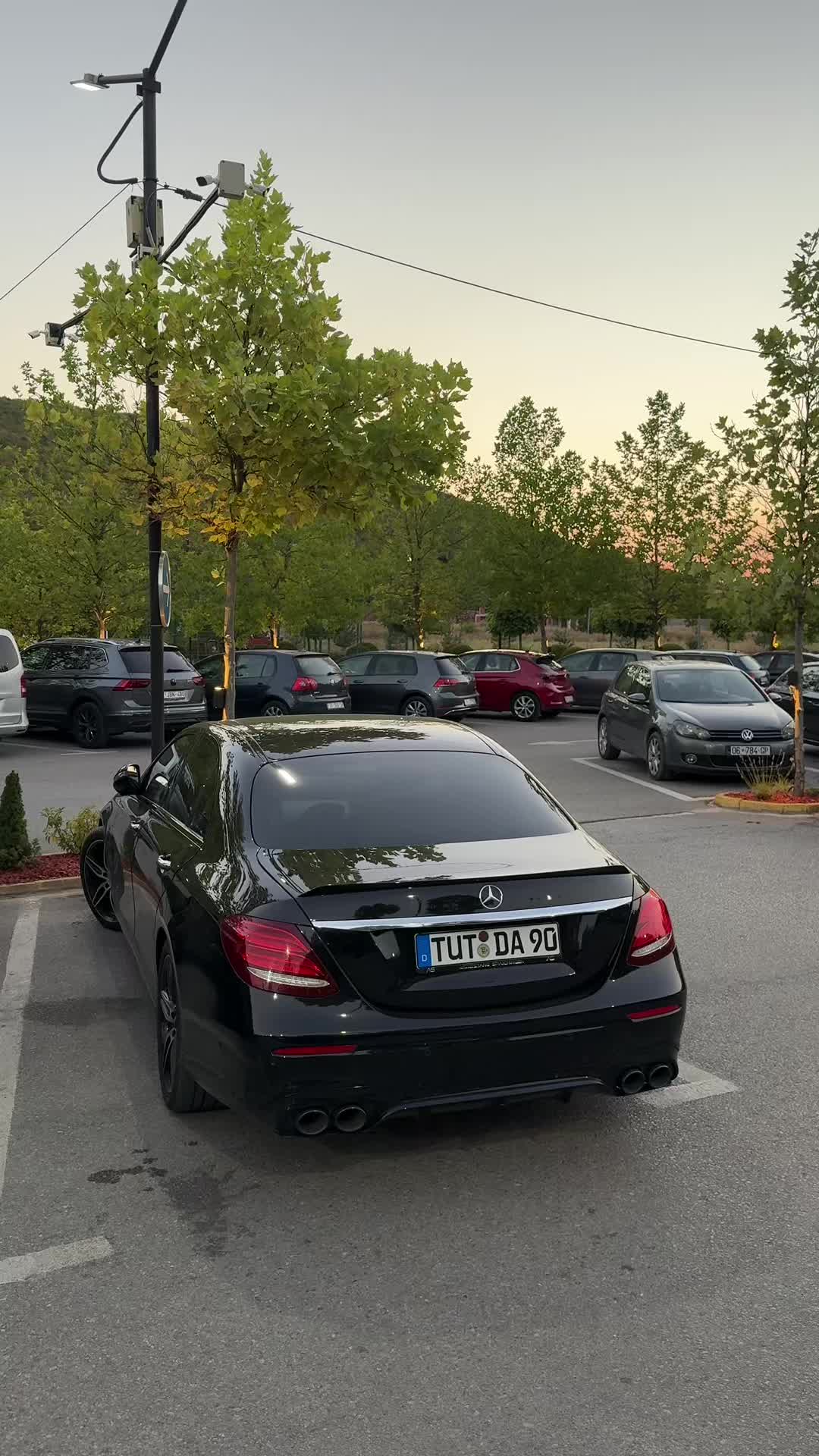 @ANIIK_90
