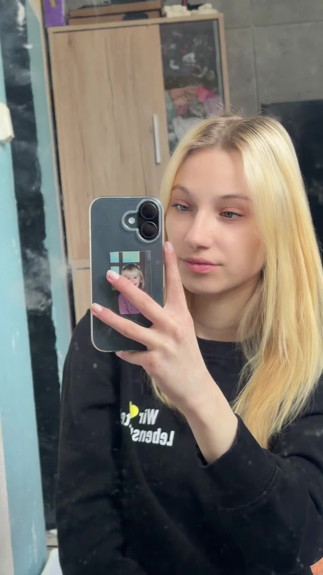 @Lena