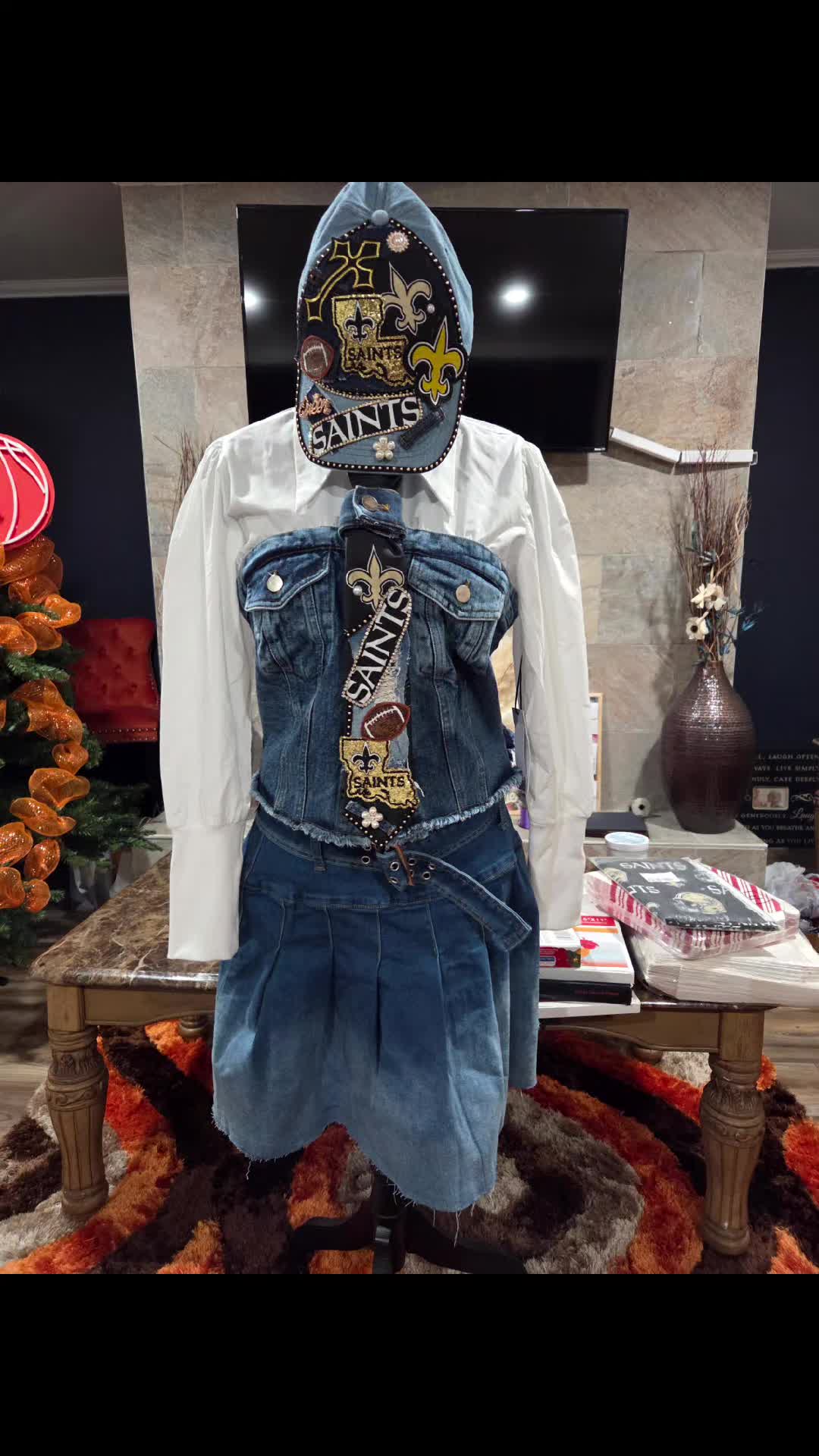 @Devine Decor LLC