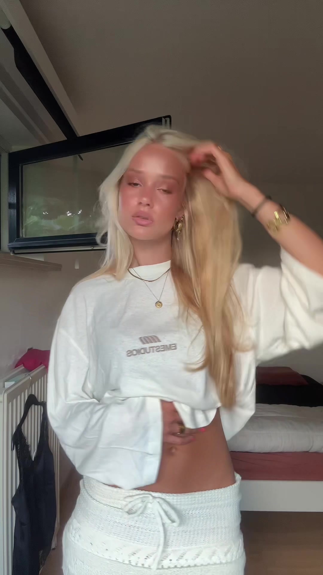 @3llaaaaaaa