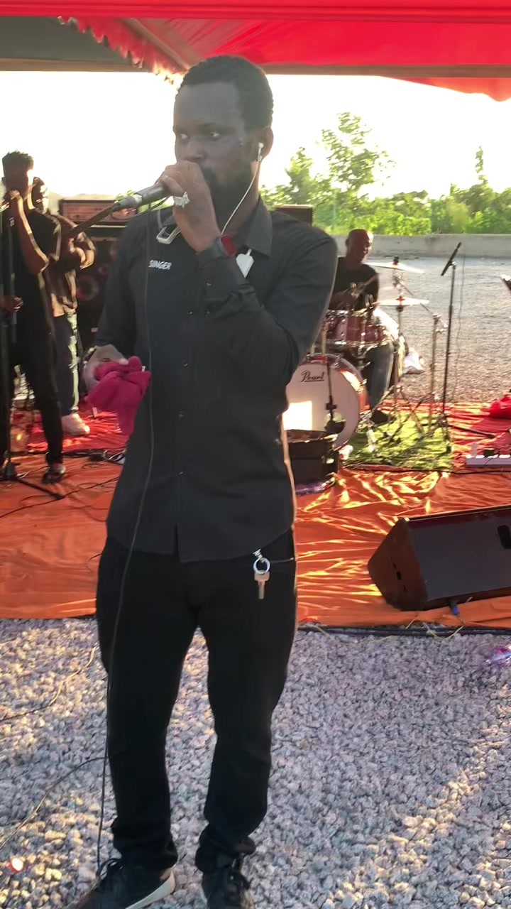 @Boateng 🎸