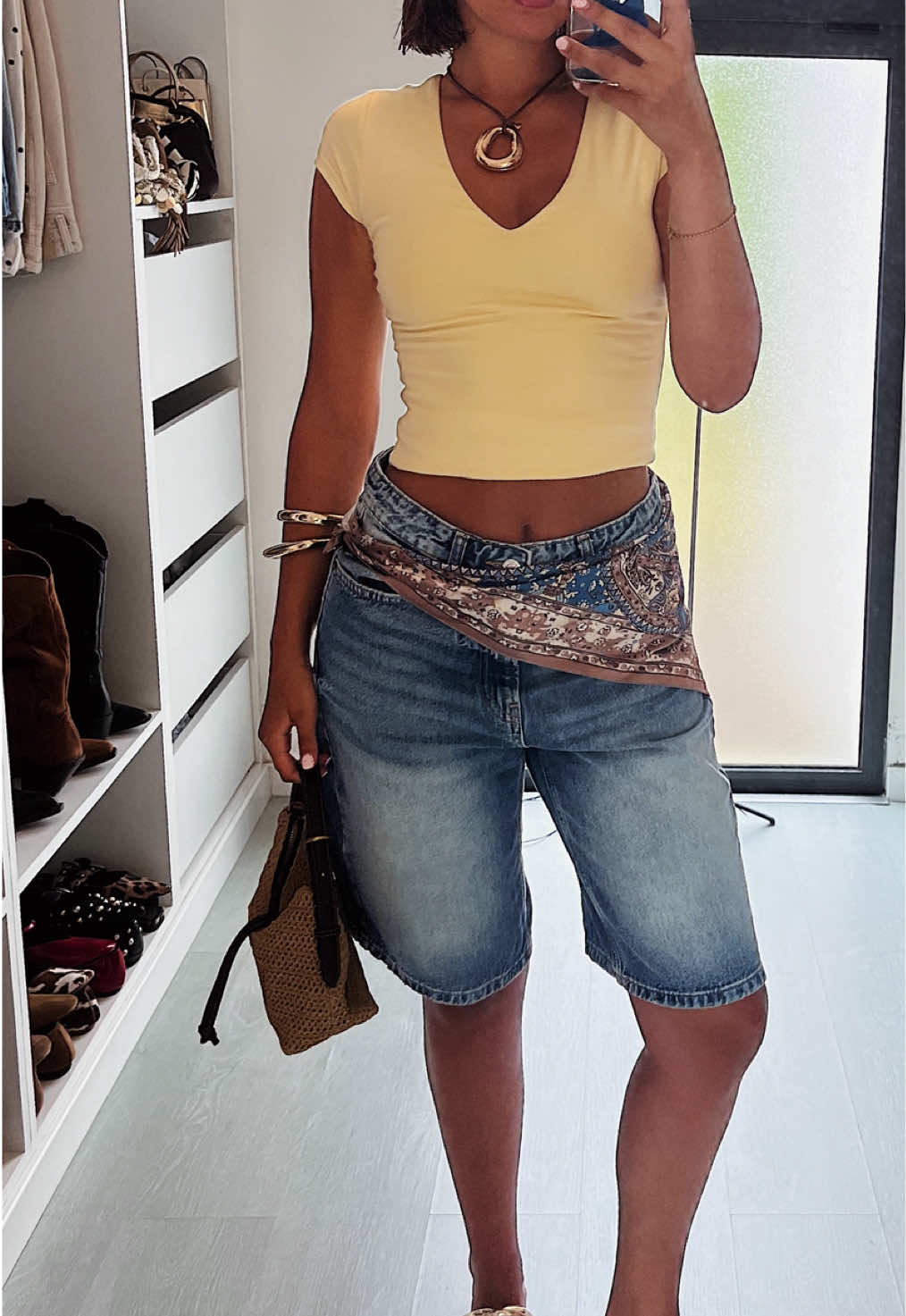 @byisabelamaral